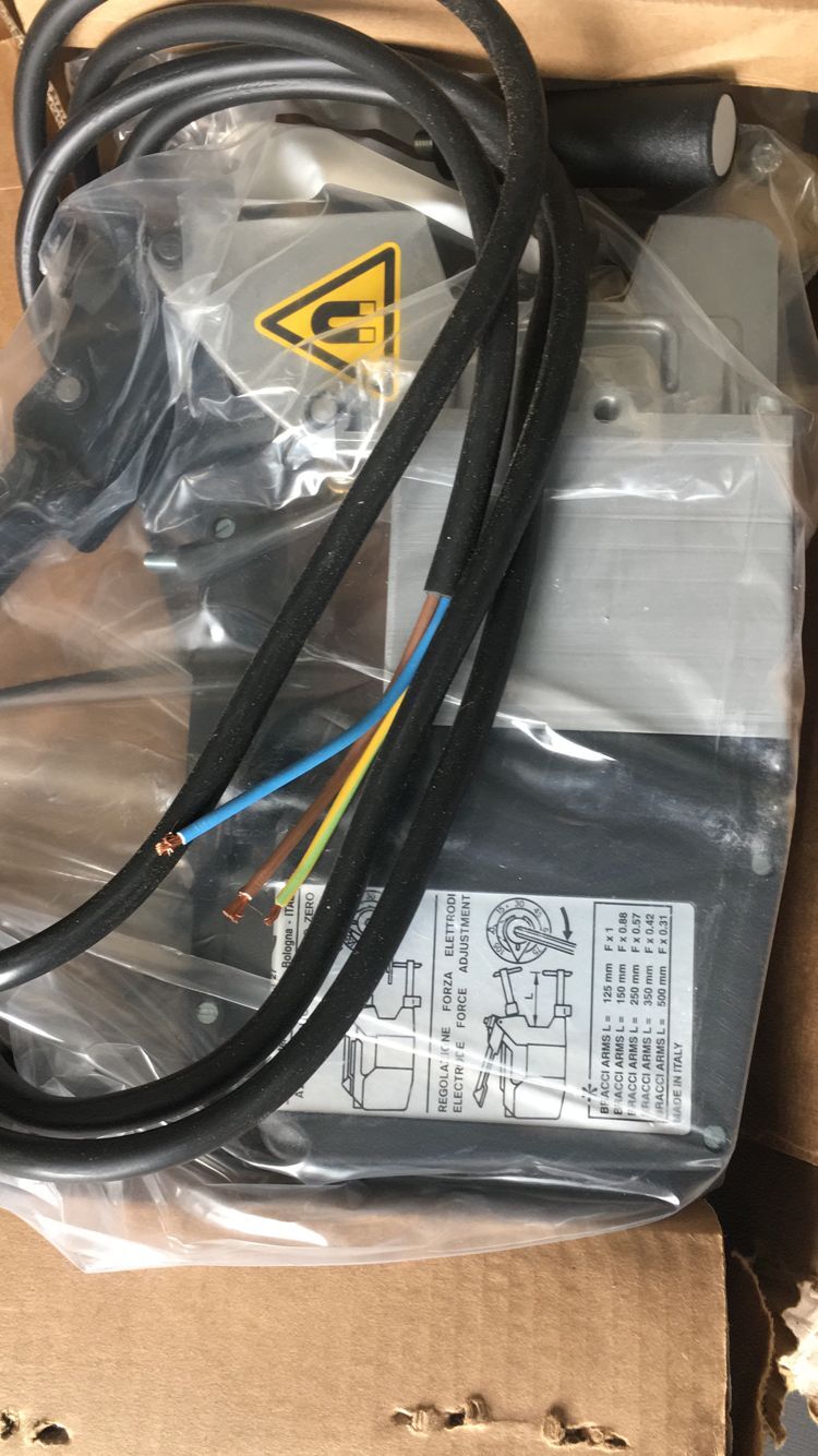  TECNA點(diǎn)焊槍、TECNA點(diǎn)焊機(jī)、TECNA焊機(jī)